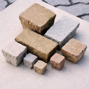 Sandstein Modak Pflaster 4/6 cm 1000 kg Ki
